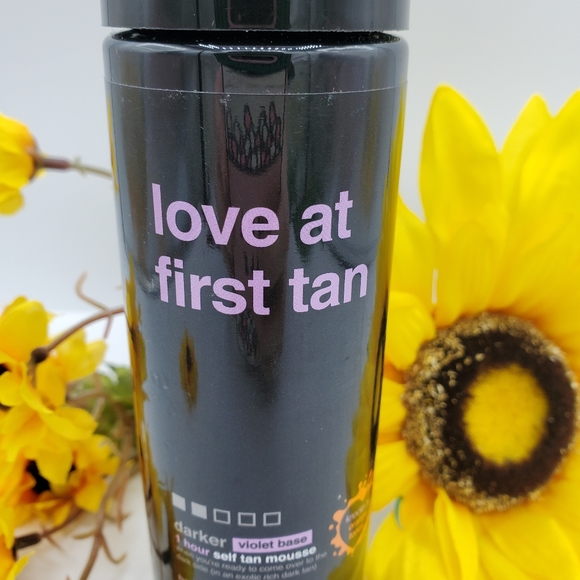 b.tan Love At First Tan 1 Hour Self Tanning Mousse Violet Base Tanner + Mitt - Picture 3 of 8